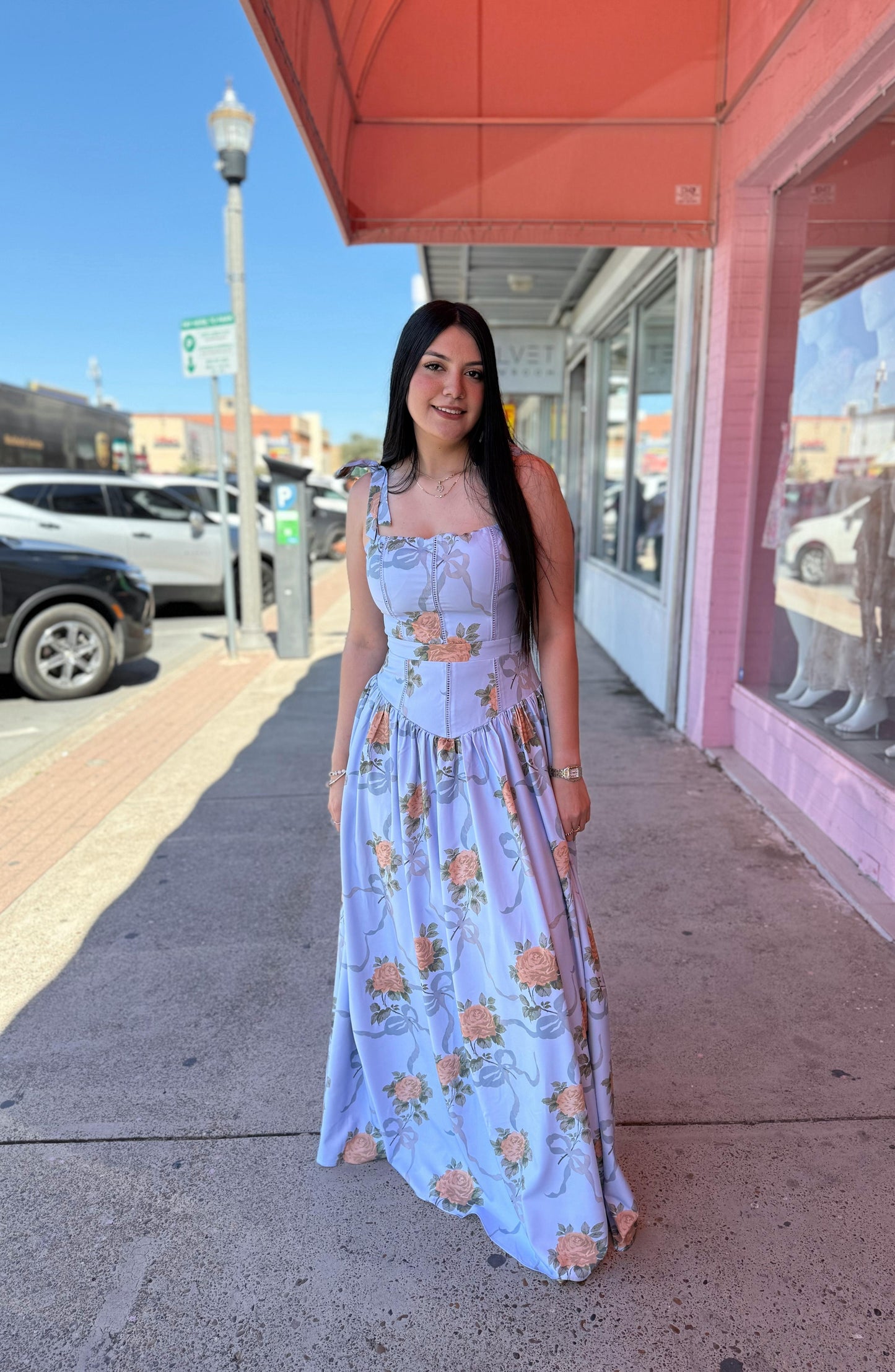 Dress Ari