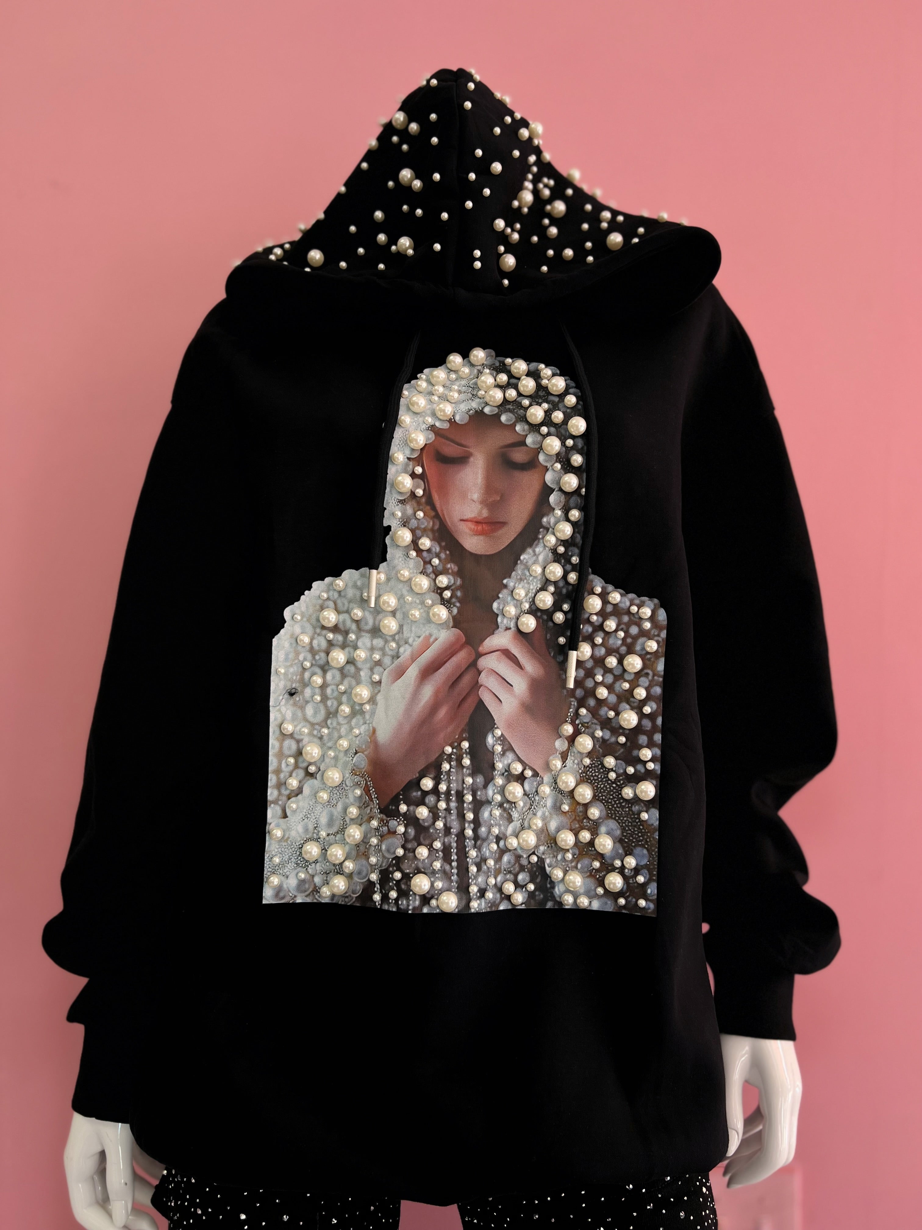 Hoodie Pearls