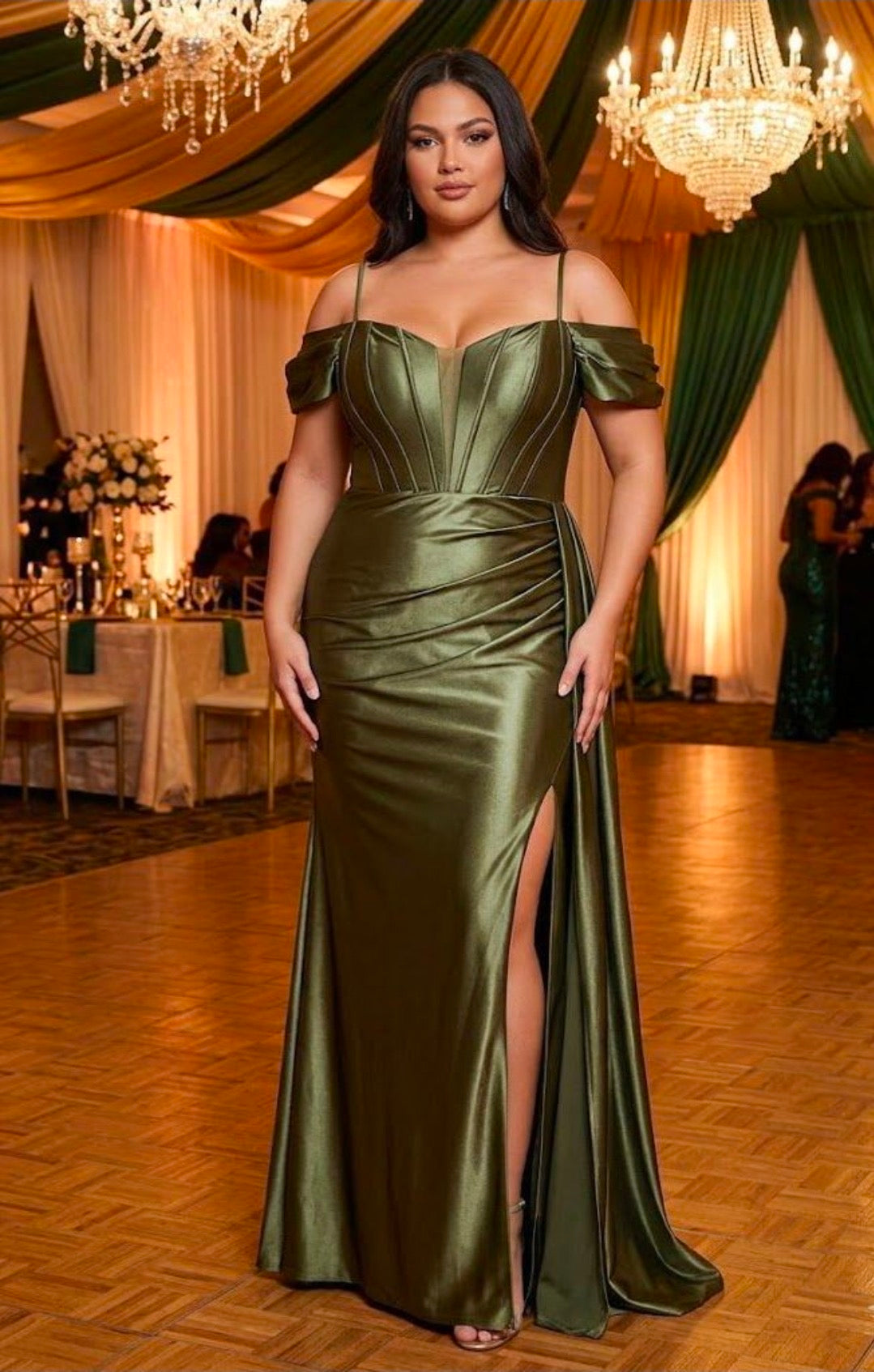 Plus Dress Esmeralda