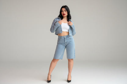 Short Ariana
